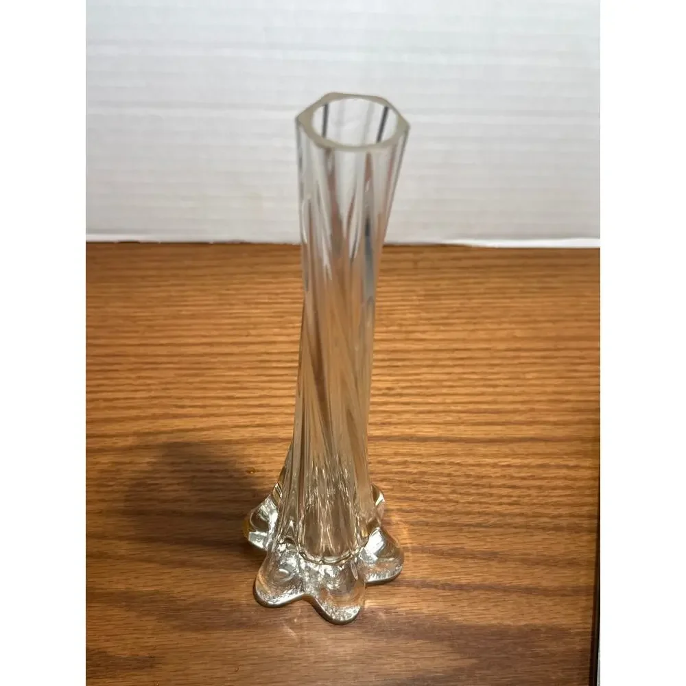 Clear Glass Bud Vase Twisted Ribbed Stem Flower Petal Base 8